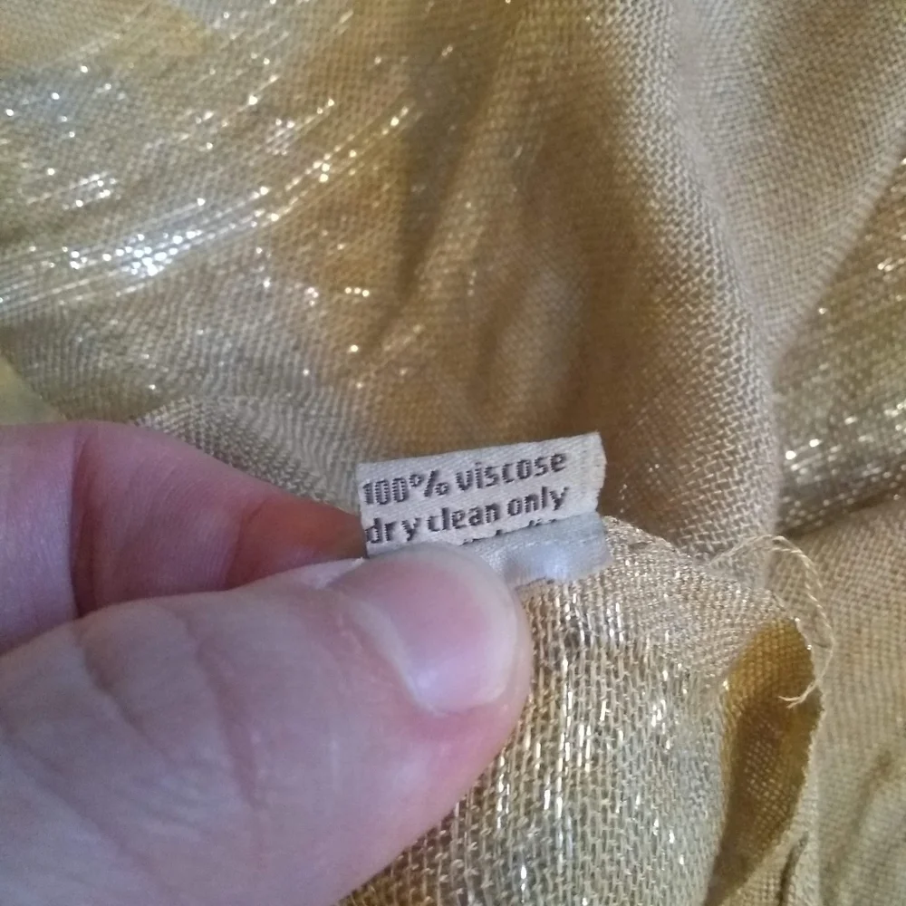 Glittery fashion scarf - Picture 2 of 2